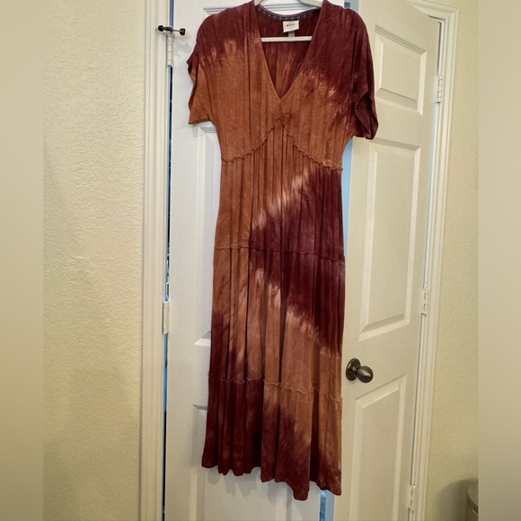 Knox Rose maxi dress - Picture 1 of 5